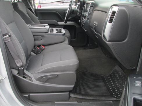 Used 2017 Chevrolet Silverado 1500 LT w/ All Star Edition AWD/4WD image 13