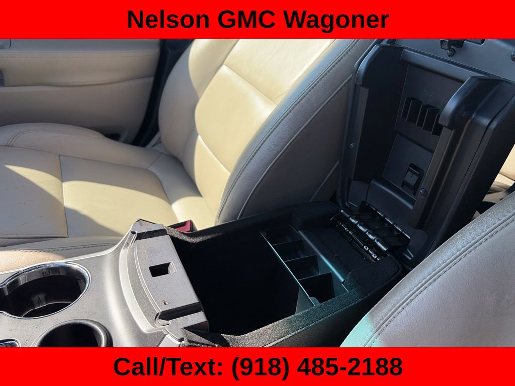Used 2015 Ford Explorer XLT w/ Equipment Group 202B FWD image 32