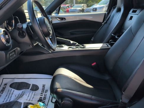 Used 2018 MAZDA MX-5 Miata Grand Touring image 8