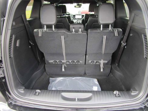 New 2026 Chrysler Pacifica Select FWD image 10