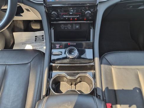 Used 2023 Jeep Grand Cherokee L Limited AWD/4WD image 35