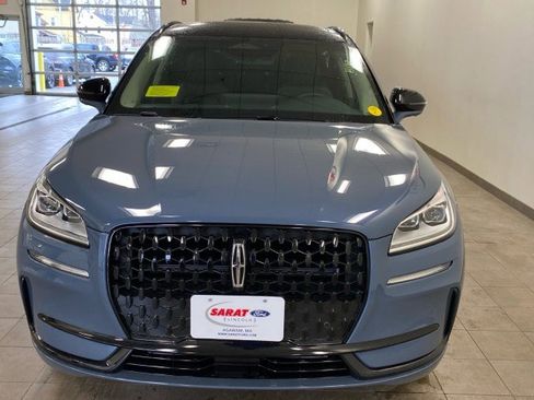 New 2025 Lincoln Corsair Reserve w/ Jet Appearance Package image 3