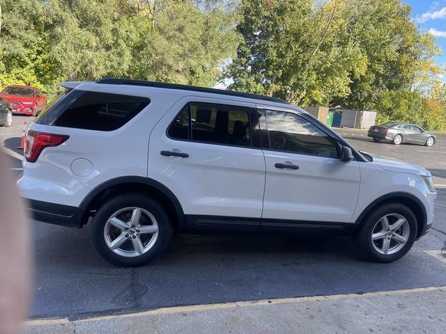 Used 2018 Ford Explorer 4WD image 4