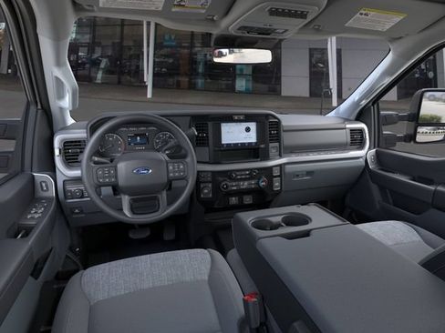 New 2026 Ford F350 XLT w/ FX4 Off-Road Package AWD/4WD image 9