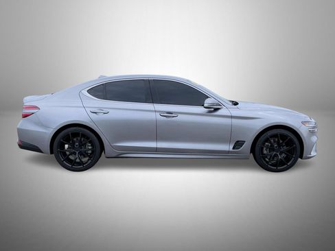 Used 2022 Genesis G70 2.0T AWD/4WD image 4