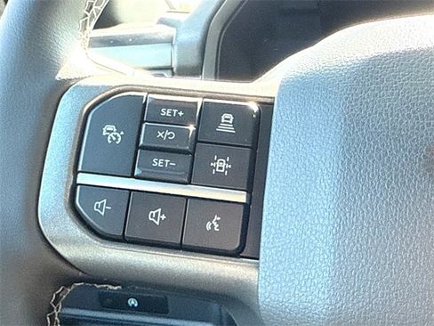 New 2025 Ford F150 Lariat w/ Equipment Group 501A Mid image 29