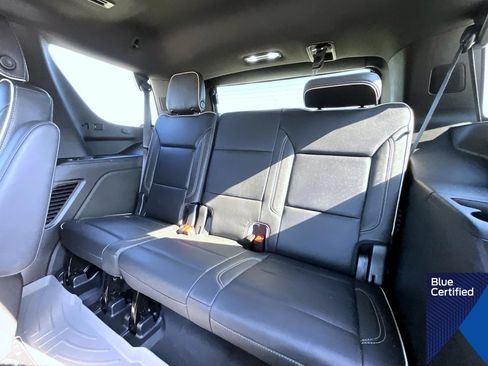 Used 2022 GMC Yukon SLT w/ SLT Luxury Package AWD/4WD image 21