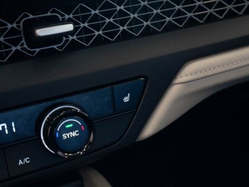 Certified 2024 Honda Accord EX image 27