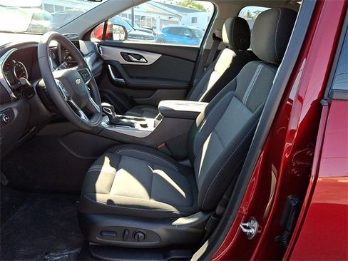 New 2025 Chevrolet Blazer LT w/ Convenience Package image 10