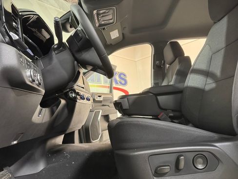 New 2026 GMC Sierra 1500 Elevation image 8