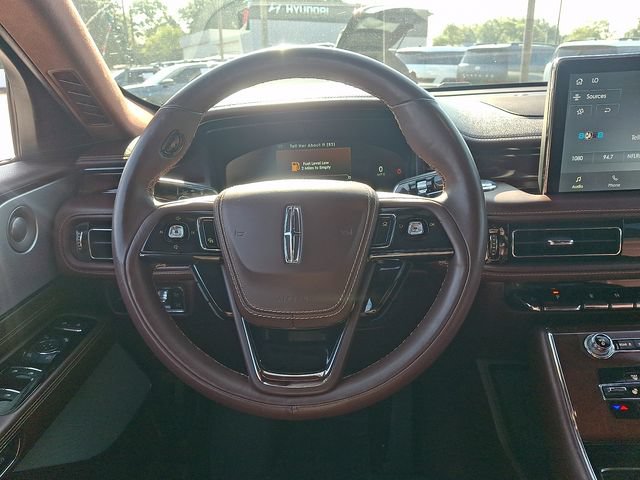 Used 2023 Lincoln Aviator Black Label w/ Jet Package AWD/4WD image 19