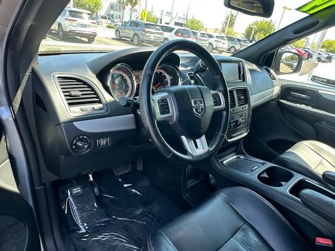 Used 2019 Dodge Grand Caravan GT FWD image 20
