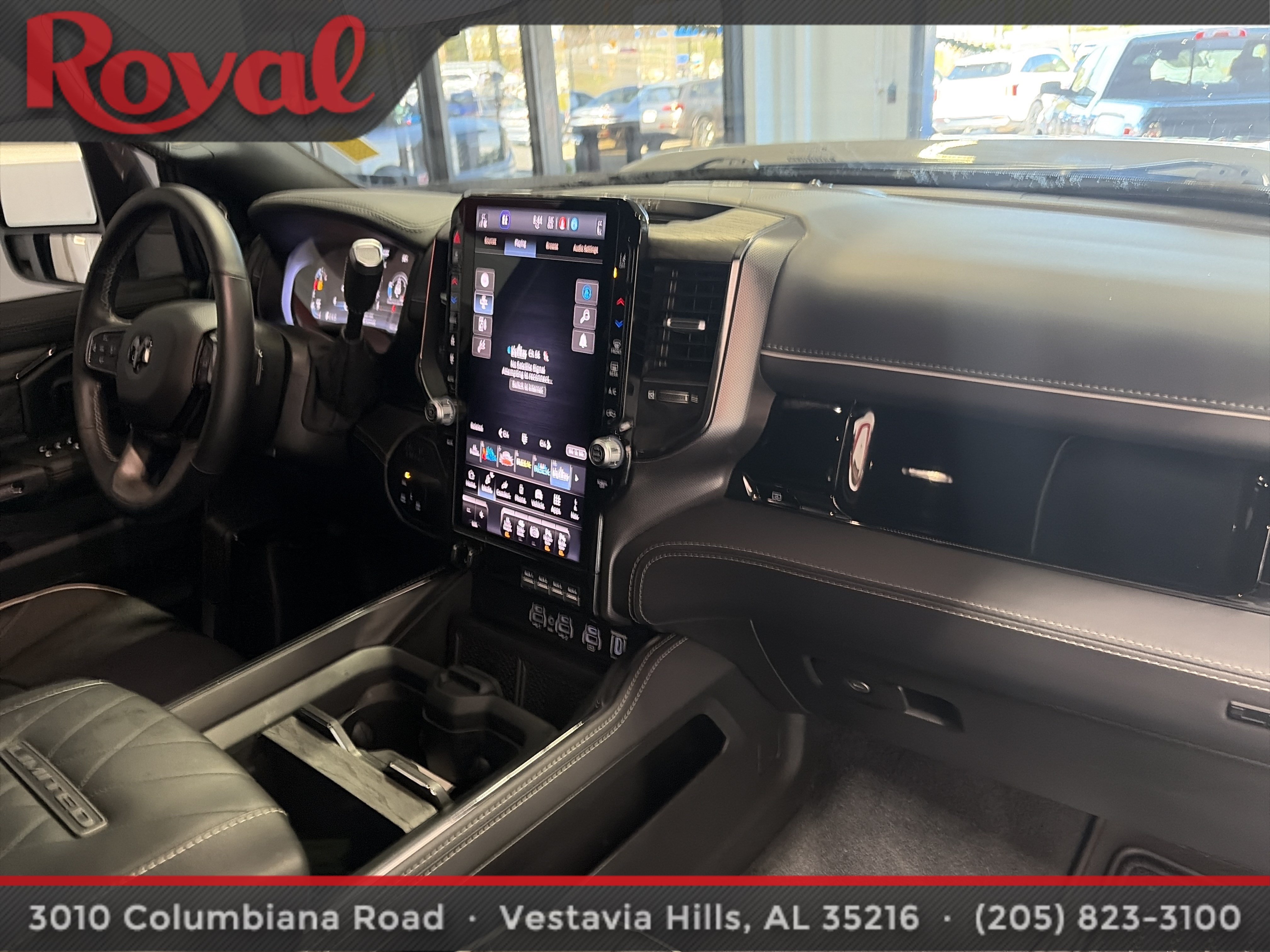 Used 2026 RAM 2500 Limited AWD/4WD image 12