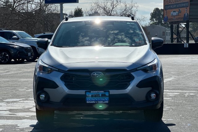 Used 2026 Subaru Crosstrek 2.5i Premium AWD/4WD image 3