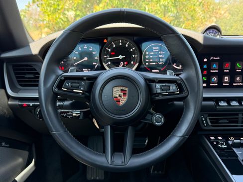 Certified 2024 Porsche 911 Targa 4 image 15