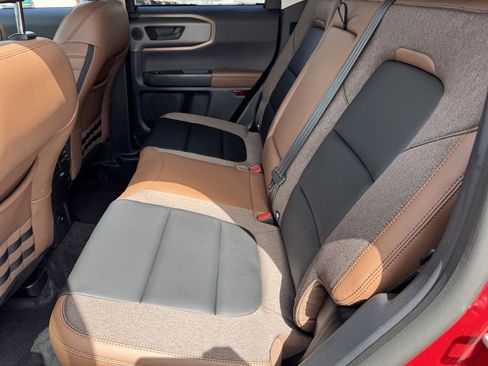 Used 2025 Ford Bronco Sport Outer Banks w/ Outer Banks Tech Package+ AWD/4WD image 13