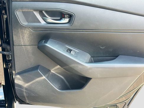 Used 2025 Honda Accord Sport image 31
