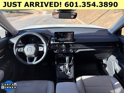 Used 2024 Honda CR-V EX-L image 8