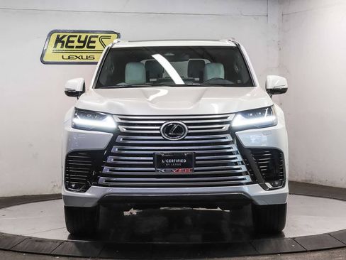 Certified 2025 Lexus LX 700h Luxury AWD/4WD image 6