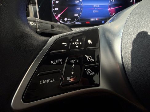 Used 2025 Mercedes-Benz CLA 250 4MATIC image 34