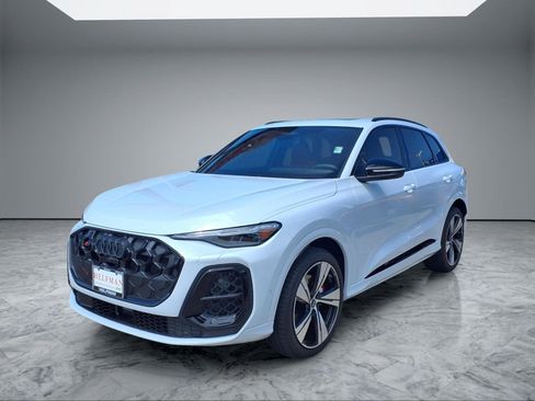 Used 2025 Audi SQ5 Premium Plus AWD/4WD image 3