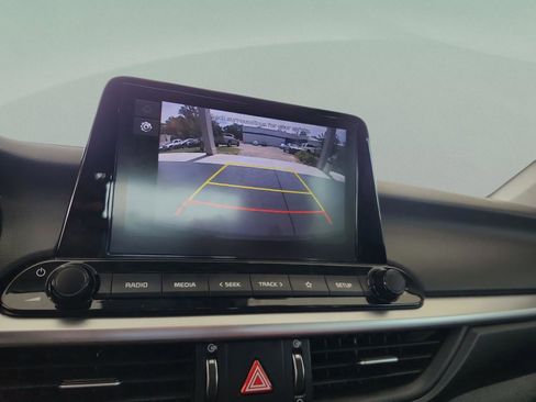 Used 2022 Kia Forte LXS FWD image 24