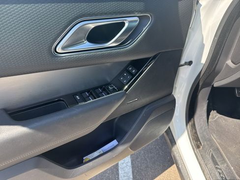 Used 2022 Land Rover Range Rover Velar R-Dynamic S AWD/4WD image 4
