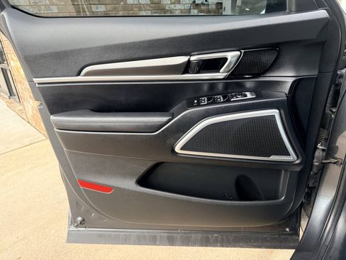 Used 2023 Kia Telluride S w/ S Sunroof Package FWD image 31