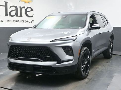 Used 2025 Buick Enclave Sport Touring w/ Super Cruise Package image 7