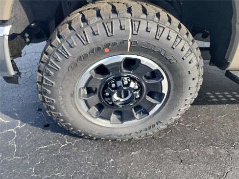 New 2026 Ford F350 Lariat w/ Tremor Off-Road Package image 9