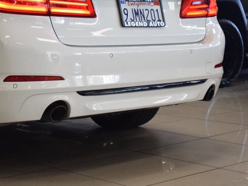 Used 2017 BMW 530i image 24