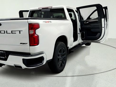 Used 2023 Chevrolet Silverado 1500 RST w/ Convenience Package II AWD/4WD image 12