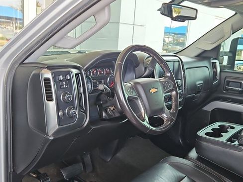 Used 2018 Chevrolet Silverado 2500 LT w/ LT Convenience Package AWD/4WD image 10
