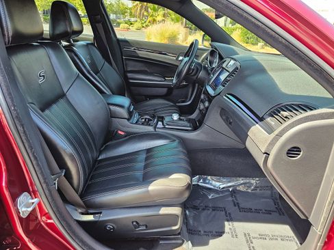 Used 2021 Chrysler 300 S RWD image 29