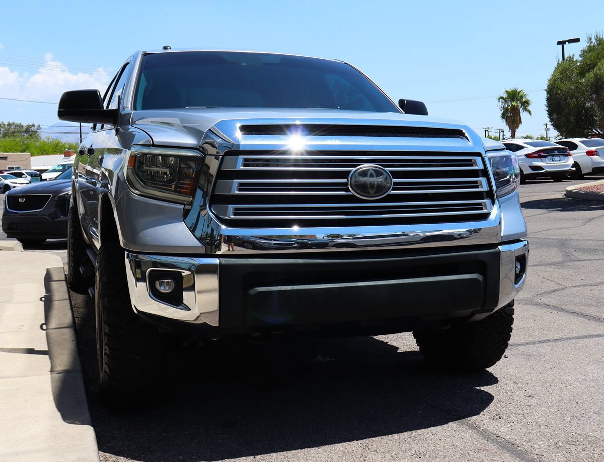 Used 2018 Toyota Tundra Limited w/ Limited Premium Package AWD/4WD image 18