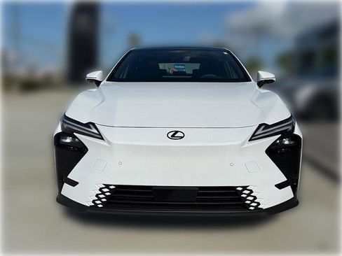 New 2026 Lexus ES 350e FWD image 2