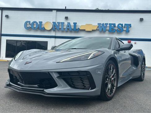 Used 2024 Chevrolet Corvette Stingray Coupe w/ 1LT RWD image 2