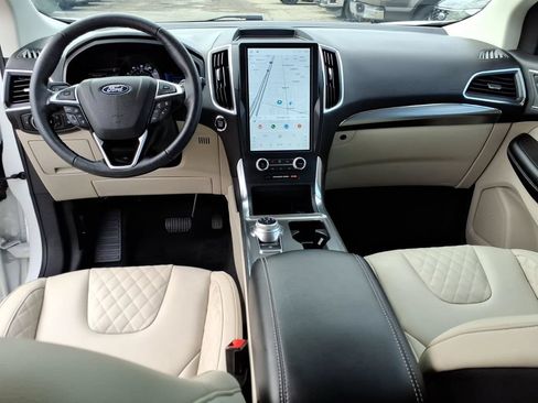 Used 2023 Ford Edge Titanium AWD/4WD image 12