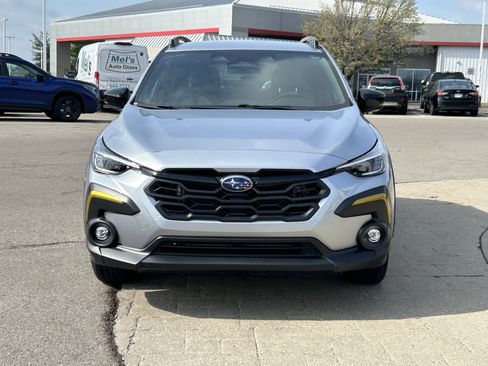 Used 2025 Subaru Crosstrek 2.5i Sport image 2