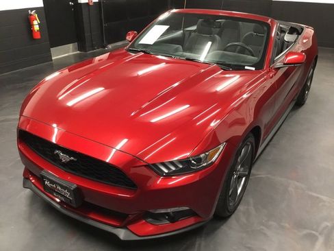 Used 2016 Ford Mustang Convertible w/ Equipment Group 051A RWD image 6