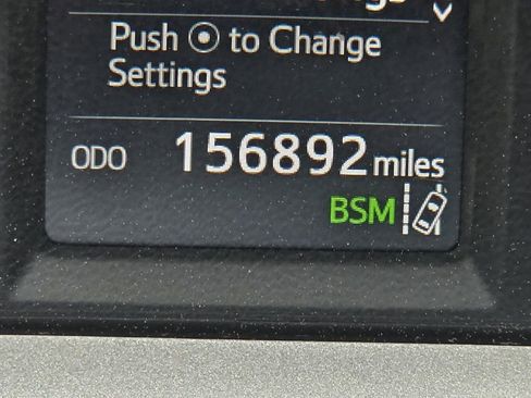 Used 2018 Toyota RAV4 XLE w/ Plus Extra Value Package image 33