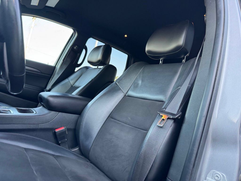 Used 2018 Jeep Grand Cherokee Altitude AWD/4WD image 7