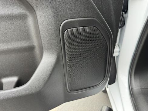 Used 2022 Chevrolet Silverado 2500 LT w/ Convenience Package image 12