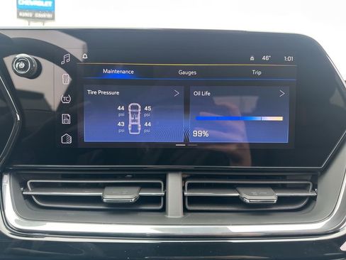 New 2026 Chevrolet Trax RS w/ Sunroof Package image 44