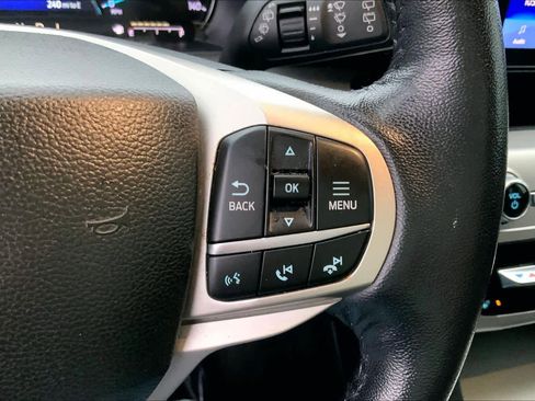 Certified 2022 Ford Explorer XLT w/ Equipment Group 202A image 22