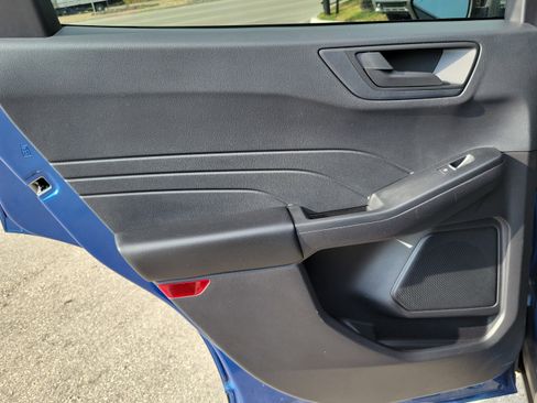 Used 2022 Ford Escape SE image 23