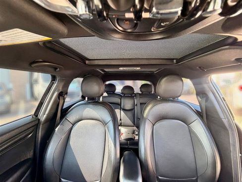 Used 2021 MINI Cooper 4-Door Hardtop FWD image 30