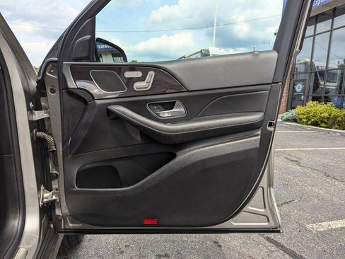 Used 2020 Mercedes-Benz GLE 350 4MATIC image 28