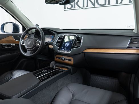 Certified 2025 Volvo XC90 T8 Plus w/ Protection Package Premier AWD/4WD image 14