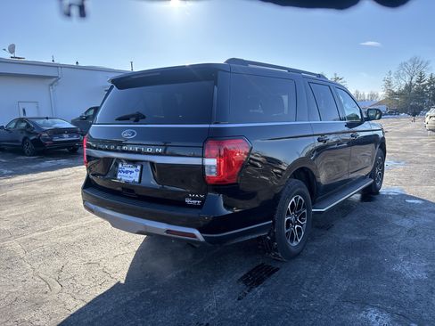 Used 2022 Ford Expedition Max XLT image 16